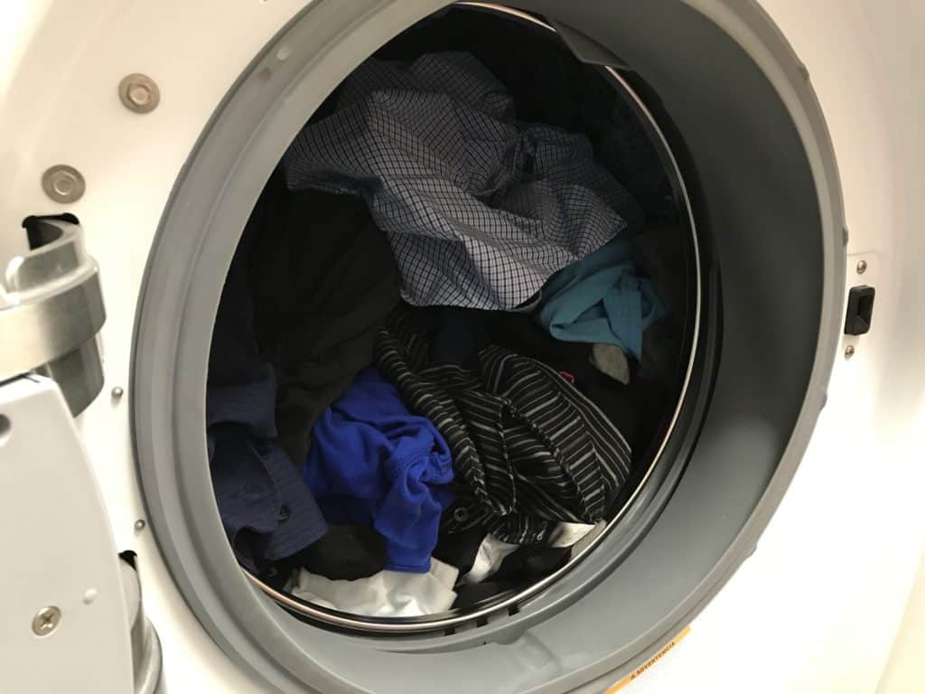 Mommin' the Laundry - Washing Machine